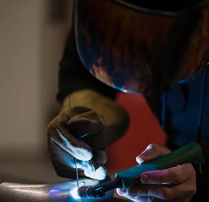 welder_prof-700x675